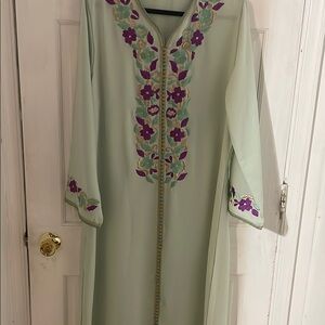 Morocco Green Long Sleeve V-Neck Casual Dress with Floral Embroidery